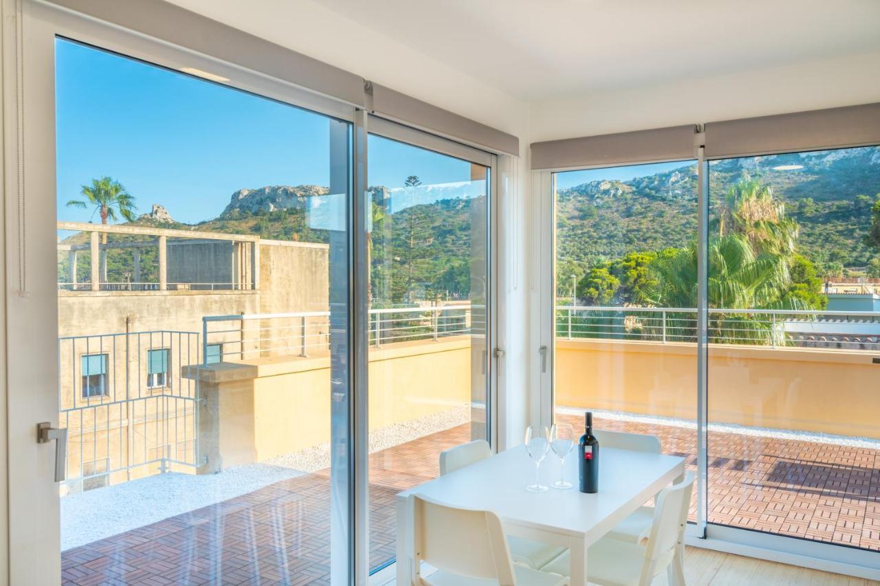 Terrazza Sella Del Diavolo - Vista Mare - Wifi Ac Apartman Cagliari Kültér fotó