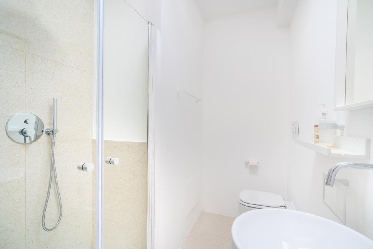 Terrazza Sella Del Diavolo - Vista Mare - Wifi Ac Apartman Cagliari Kültér fotó