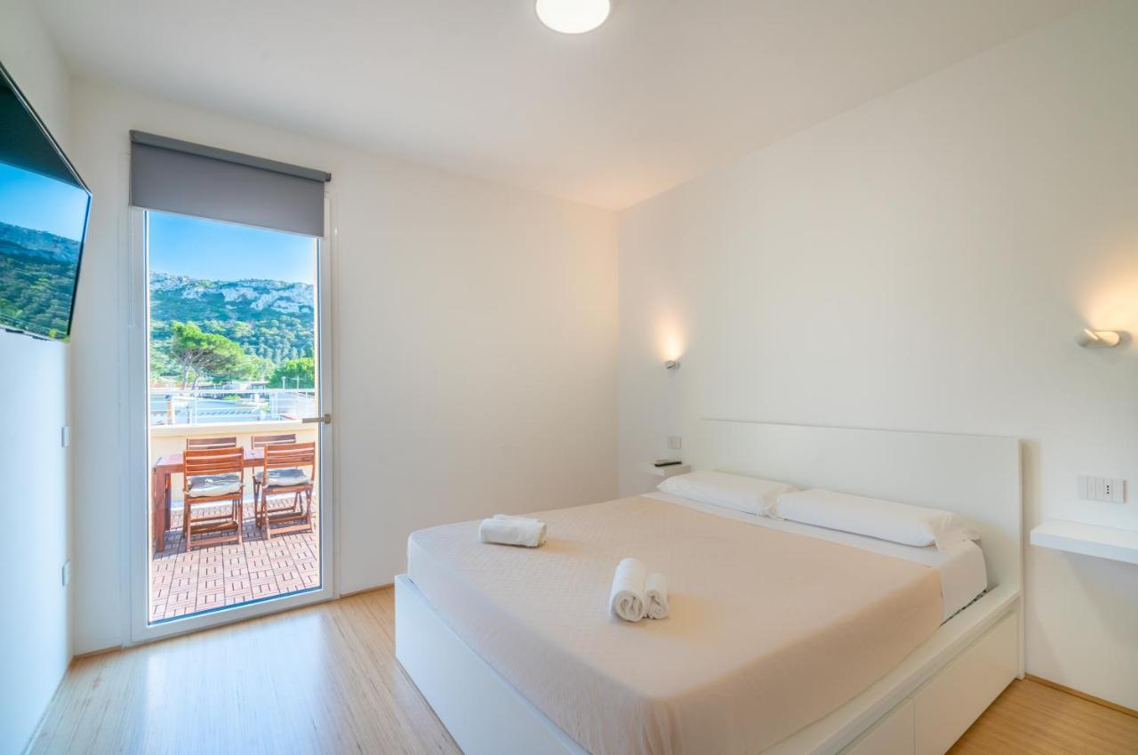 Terrazza Sella Del Diavolo - Vista Mare - Wifi Ac Apartman Cagliari Kültér fotó